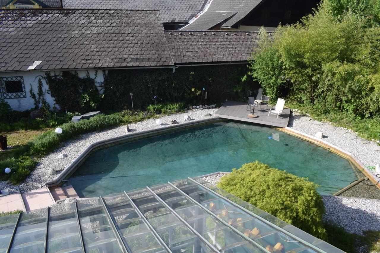 Haus Mit Sauna Und Privatem Badeteich In Anif Bei Salzburg المظهر الخارجي الصورة