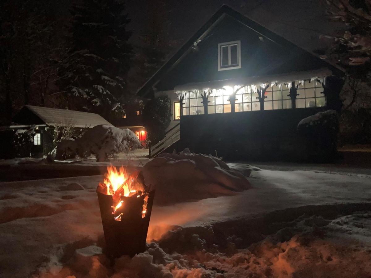Haus Mit Sauna Und Privatem Badeteich In Anif Bei Salzburg المظهر الخارجي الصورة